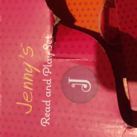 New!Our Generation Jenny's Read & Play Set Outfit For 18" Doll - Picture 2 of 6